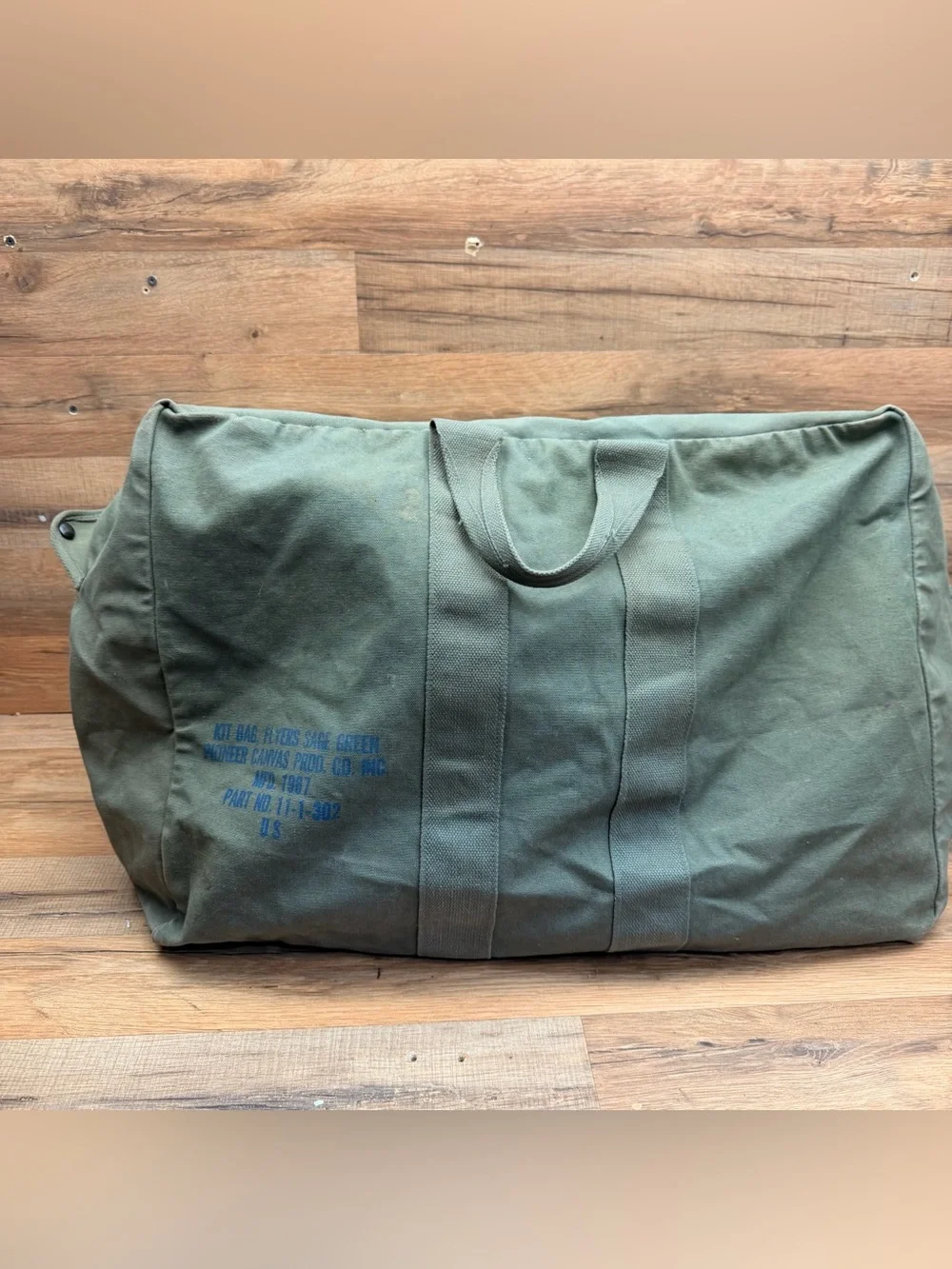 Military US Army Zipper Flyers Kit Vintage 1967 Canvas Duffel Bag i 22”x16”